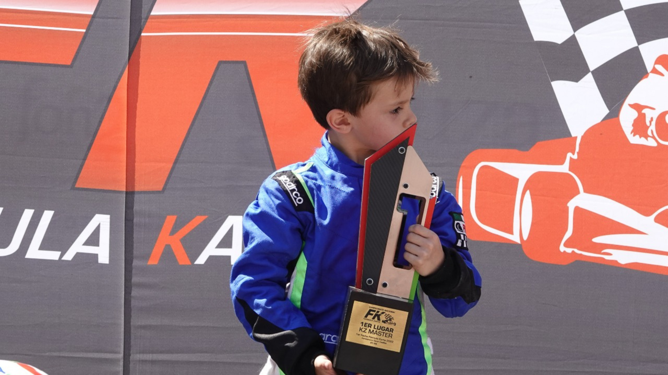 Micky Kart, el piloto más pequeño y veloz de México